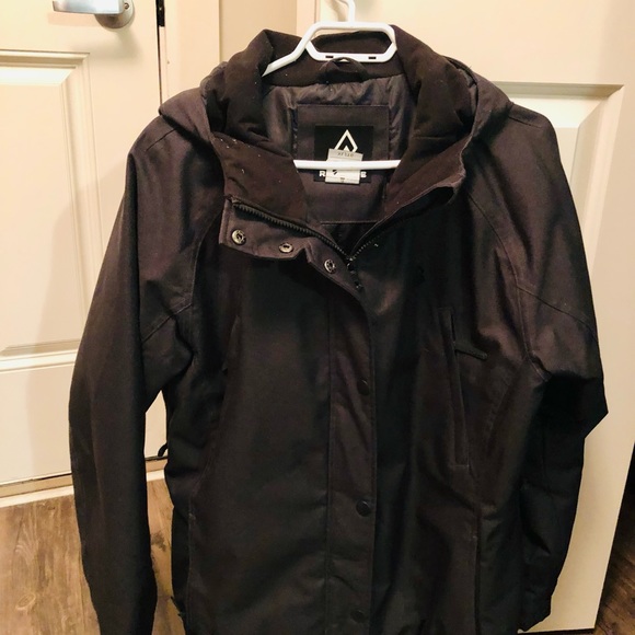 Women’s Ripzone winter jacket. - Picture 3 of 5
